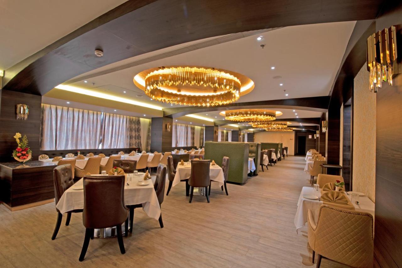 Hotel Enrise By Sayaji Nashik Exterior foto